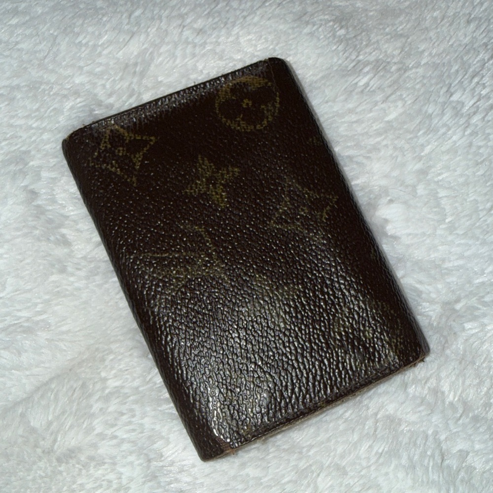 Louis Vuitton Brown Monogram Key Wallet - Picture 2 of 11
